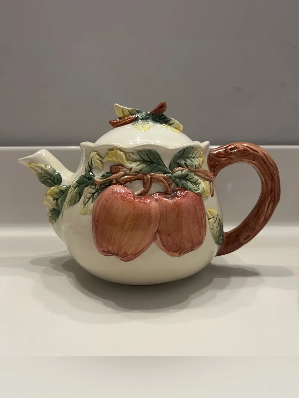 Vintage 1991 CBK Ltd. Raised Apple Branch Design Teapot with Lid